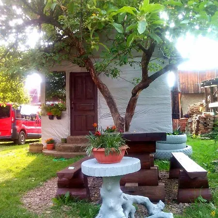 Orman Evi у михайла Slavske